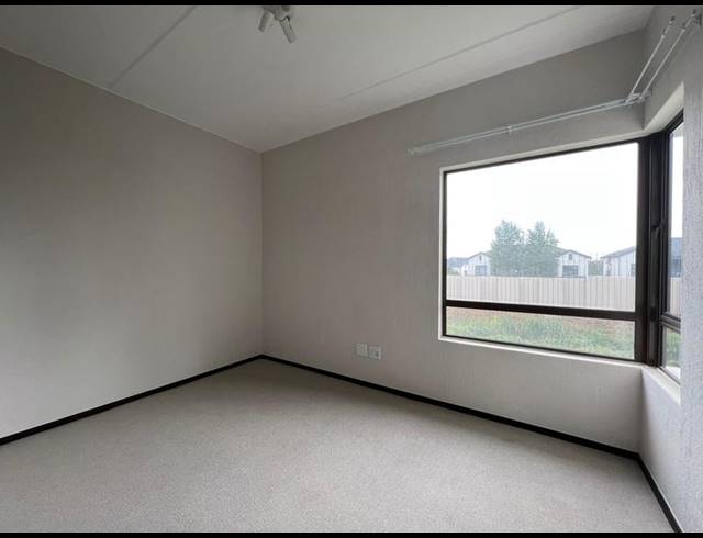 2 BEDROOM PROPERTY TO RENT IN FOURWAYS